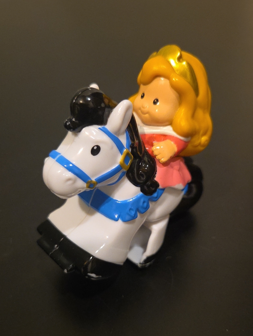 Little People Disney Princess Aurora Klip Klop Horse